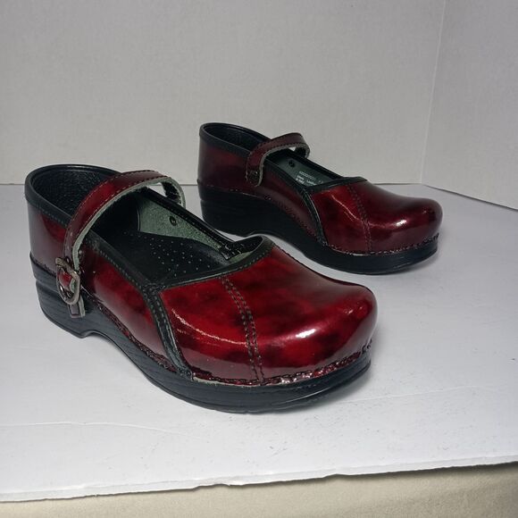 Dansko Leather Mary Jane Strap Clogs 37 (US 6.5-7 UK 4-4.5) Burgundy Marcelle - Picture 10 of 14